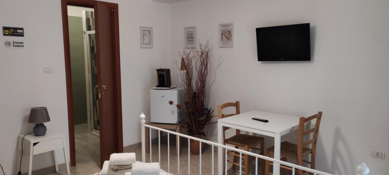 Da Vinci Affittacamere Borgo Tarente Buitenkant foto
