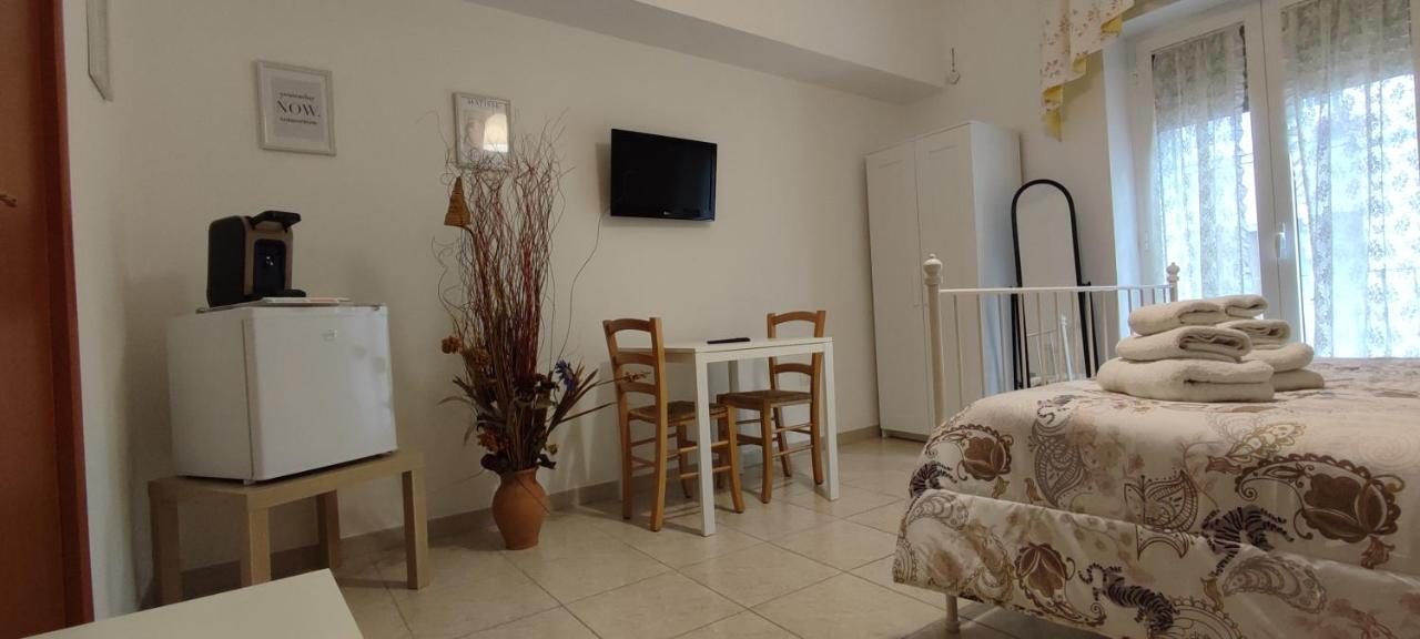 Da Vinci Affittacamere Borgo Tarente Buitenkant foto